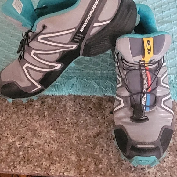 Salomon women's teal and gray speedcross 3 trail running sneakers, size 8.5 - Picture 3 of 7